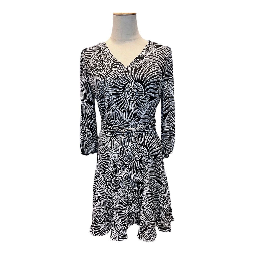 White‎ House Black Market Dresses | Black + White Print Godet Dress Fossill
